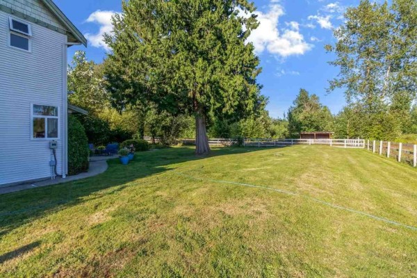 2552 207 Street, Langley, BC V2Z2B5 Photo 5