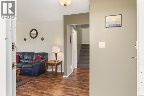 Primary Bedroom - 2553 Sloan Rd, Nanaimo, BC V9T5P6 Photo 5