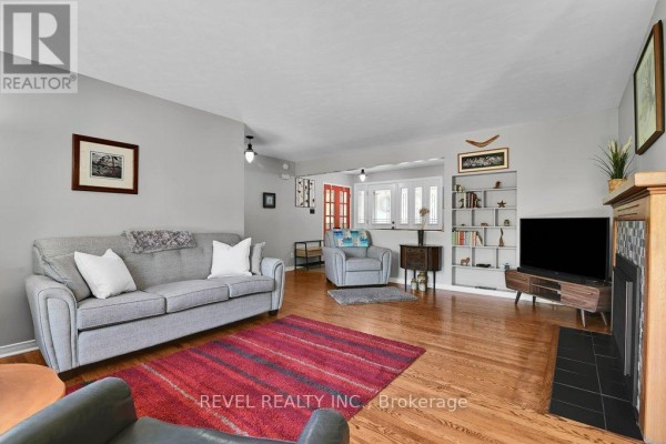 Dining room - 2555 Regina Street, Ottawa, ON K2B6X4 Photo 5