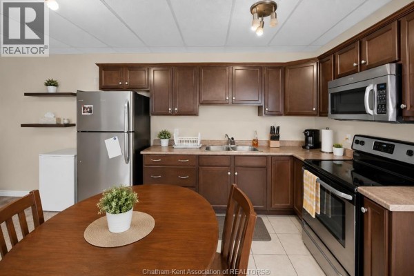 255b William Street South, Chatham, ON N7M4T2 Photo 4