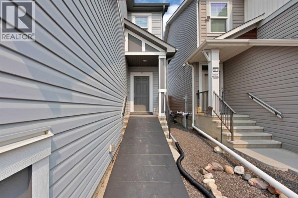 Foyer - 256 Auburn Glen Close Se, Calgary, AB T3M2P4 Photo 3