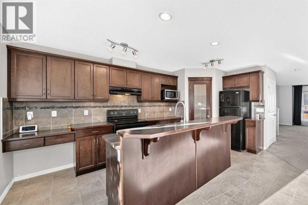 Kitchen - 256 Autumn Green Se, Calgary, AB T3M0H4 Photo 4