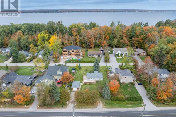 256 Big Bay Point Road, Innisfil