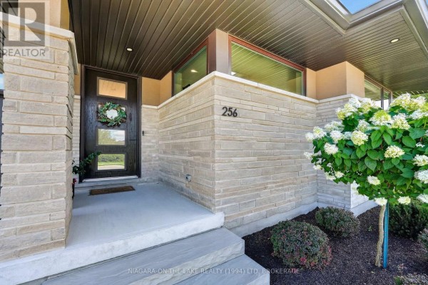 256 Clare Avenue, Welland, ON L3C7M7 Photo 3