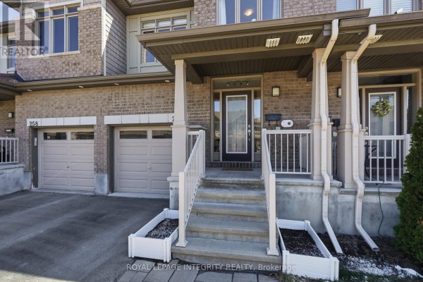 256 Gossamer Street, Ottawa, ON, photo 2