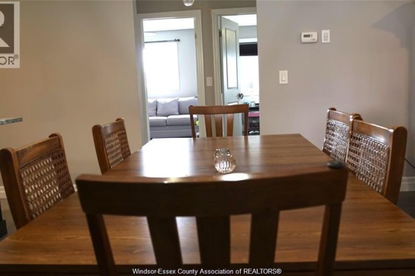 4pc Bathroom - 256 Jewel, Lasalle, ON N9J3X5 Photo 5