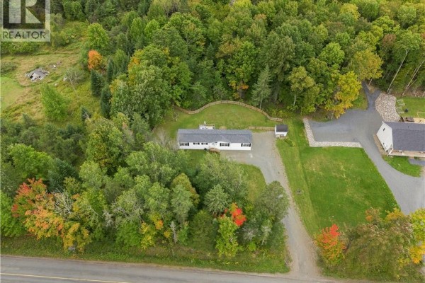 Kitchen - 256 Mazerolle Settlement Road, Upper Kingsclear, NB E3E1W1 Photo 2