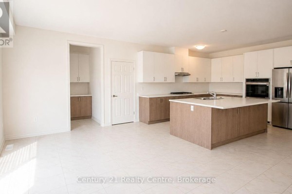256 Rea Drive, Centre Wellington, ON, photo 3