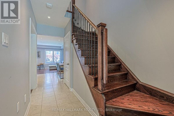 Primary Bedroom - 256 Sandale Road, Whitchurch Stouffville, ON L4A0Y4 Photo 4