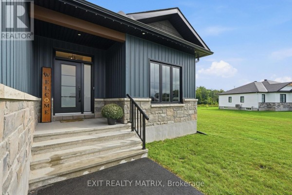 256 Trudeau Crescent, Russell, ON, photo 2