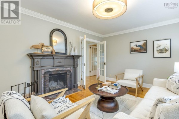 Living room - 2561 Newton Avenue, Halifax, NS B3L3C4 Photo 2