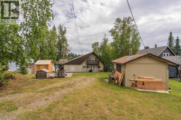 Kitchen - 25635 Ness Lake Road, Prince George, BC V9K5M5 Photo 4