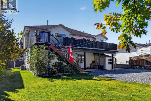 Primary Bedroom - 2564 Bernard Road, Prince George, BC V2N5M1 Photo 5