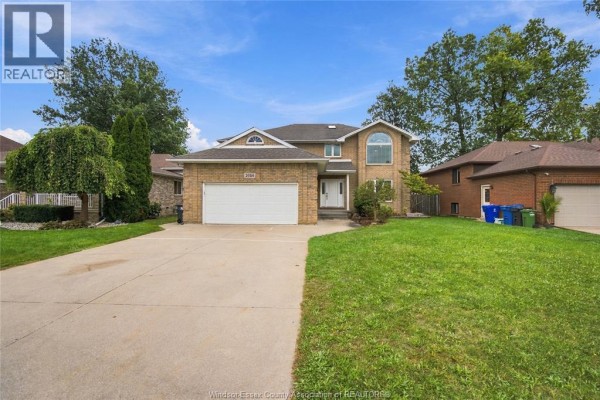 4pc Ensuite bath - 2564 Buttery Street, Windsor, ON N9E4L9 Photo 2