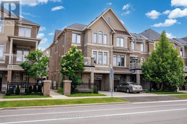 2564 Grand Oak Trail, Oakville, ON, photo 3