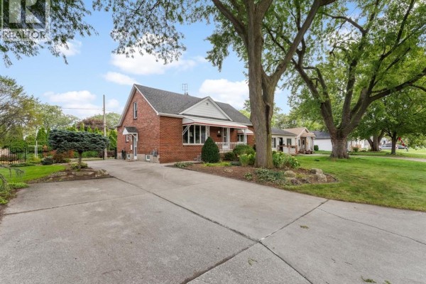 Workshop - 2566 Tourangeau Road, Windsor, ON N8W4N9 Photo 2