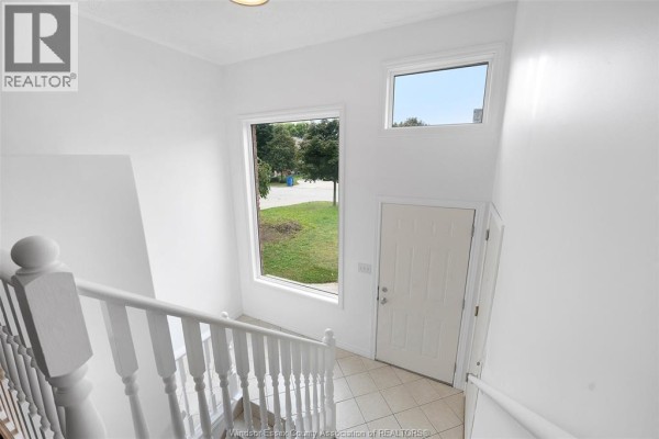 Laundry room - 257 Dieppe Crescent, Kingsville, ON N9Y4E8 Photo 5