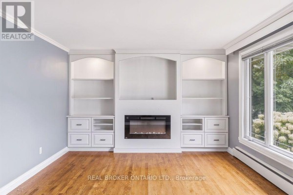 Living room - 257 Lavergne Street, Ottawa, ON K1L5E4 Photo 5