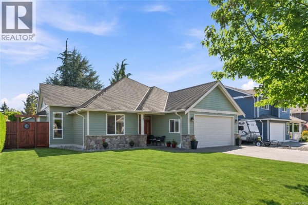 257 Lodgepole Dr, Parksville, BC, photo 2