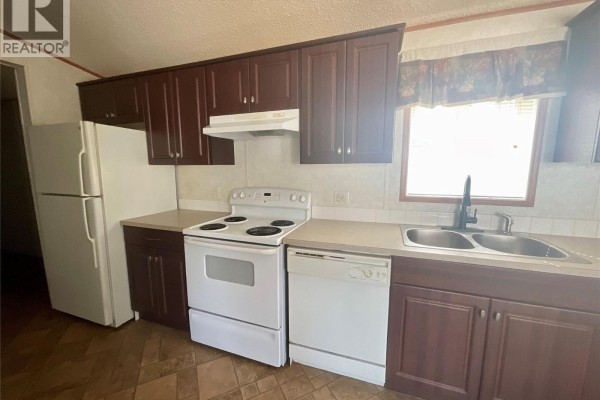 Bedroom - 257 Steeprock Close, Tumbler Ridge, BC V0C2W0 Photo 3