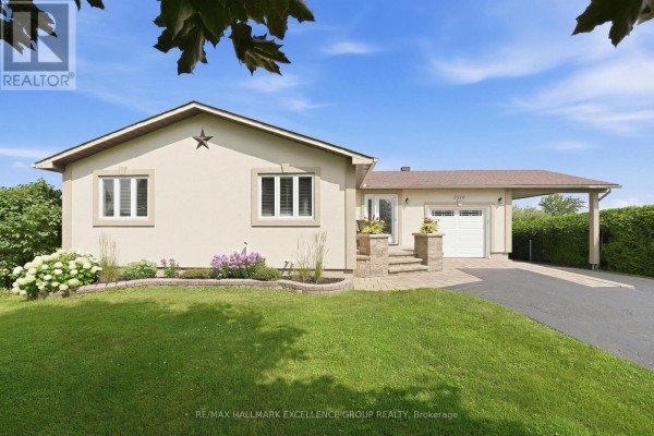 2570 Woods Street, Clarence Rockland, ON, photo 3