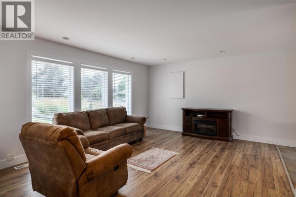 2571 Pineridge Place, West Kelowna, BC, photo 3