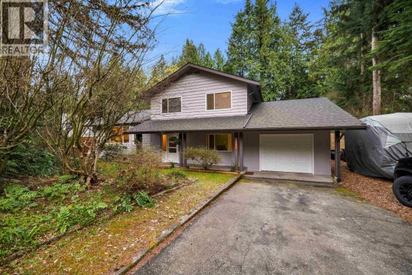 2572 The Boulevard, Squamish, BC V0N1T0 Photo 4