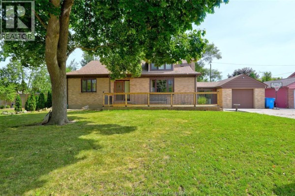2pc Bathroom - 2574 Buckingham, Windsor, ON N8T2B6 Photo 2