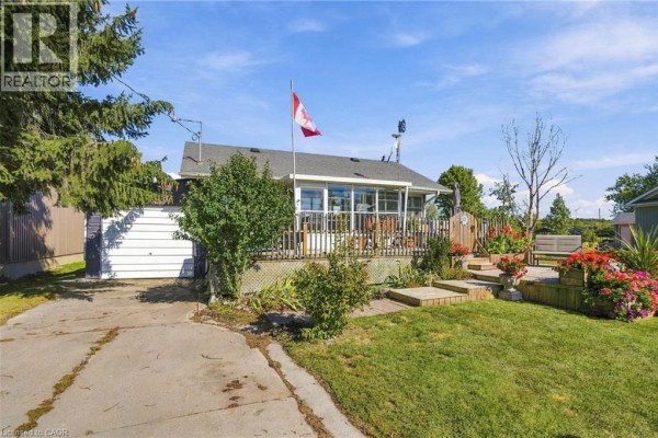 4pc Bathroom - 2579 Lakeshore Road, Dunnville, ON N1A2W8 Photo 5