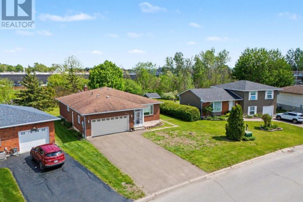 258 Allan Drive, Arnprior, ON K7S2S9 Photo 4