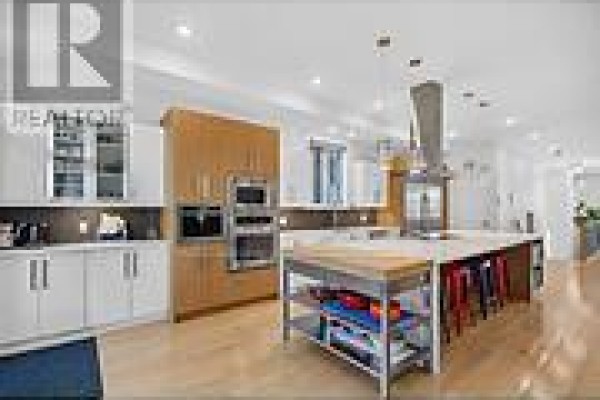 258 Carleton Avenue, Ottawa, ON K1Y0J4 Photo 5