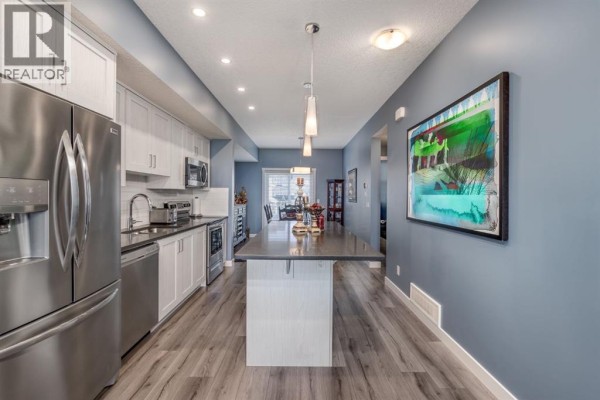 Kitchen - 258 Copperleaf Way Se, Calgary, AB T2Z5E9 Photo 4