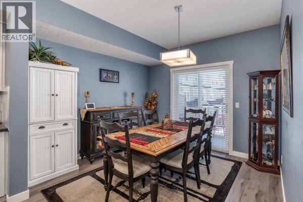 Living room - 258 Copperleaf Way Se, Calgary, AB T2Z5E9 Photo 5