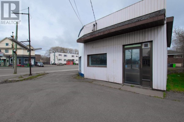 258 Goulais Ave, Sault Ste  Marie, ON, photo 2