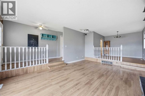 Bedroom - 258 Kennedy Crescent, Fort Mcmurray, AB T9K1M8 Photo 4