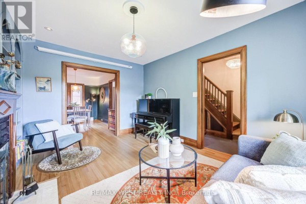 Bedroom 2 - 258 O'connor Drive, Toronto, ON M4J2T6 Photo 5