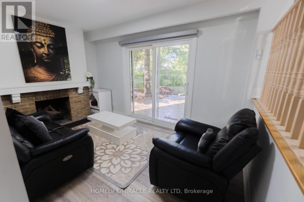 Bedroom - 2581 Windjammer Road, Mississauga, ON L5L1H7 Photo 5