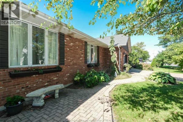4pc Bathroom - 2585 Banwell, Tecumseh, ON N8N0G6 Photo 2