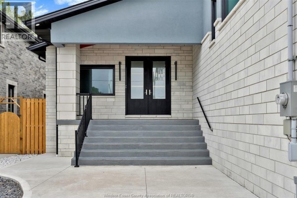 3pc Bathroom - 2585 Kenora Street, Windsor, ON N9B1Y3 Photo 2