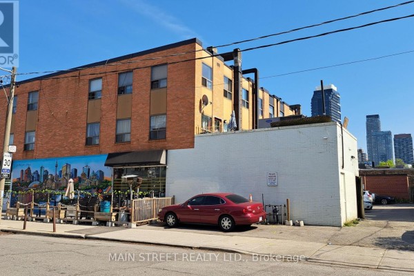 2588 & 2590 Yonge Street, Toronto, ON M4P2J3 Photo 4