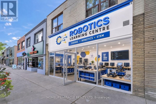 259 Lakeshore Road E, Mississauga, ON L5G1G8 Photo 4