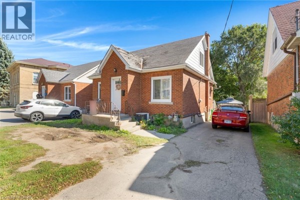 Recreation room - 259 West Street, Brantford, ON N3R3V4 Photo 3