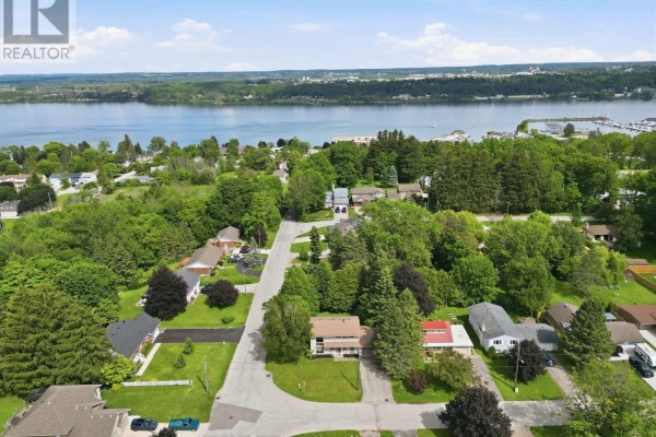 Family room - 2595 6th Avenue W, Owen Sound, ON N4K5J7 Photo 3