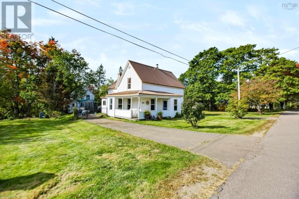 Kitchen - 2599 Barronsfield Road, River Hebert, NS B0M1G0 Photo 2