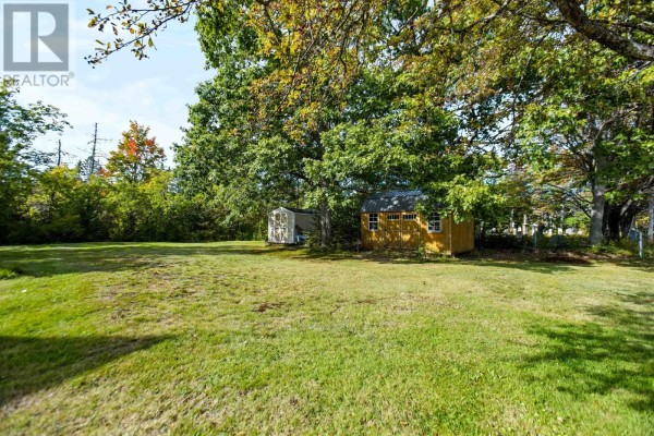 Living room - 2599 Barronsfield Road, River Hebert, NS B0M1G0 Photo 5
