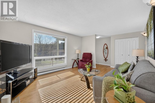 Partial bathroom - 25a - 778 St. Andre Drive, Ottawa, ON K1C4R6 Photo 5