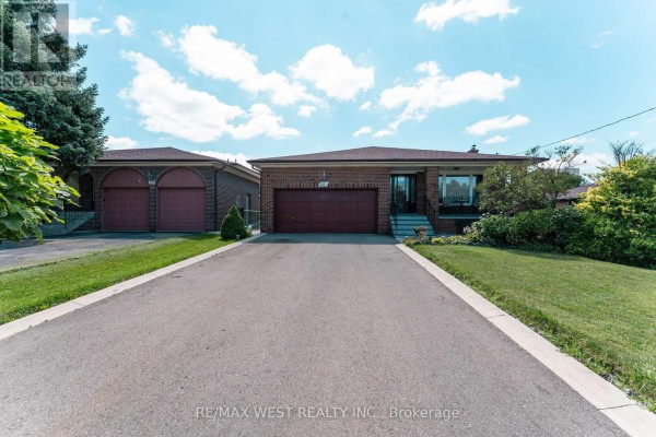 25a St Andrews Boulevard, Toronto, ON, photo 2