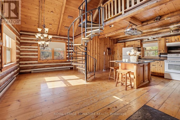 Sunroom - 25c Forbes Road, Tweed), ON K0K3J0 Photo 4