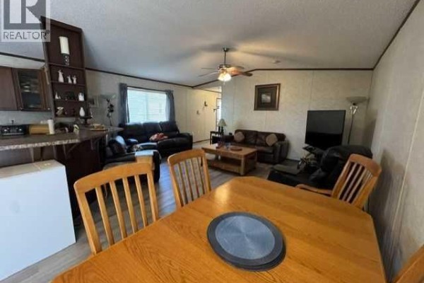 Dining room - 26, 15 Mackenzie Ranch Way, Lacombe, AB T4L0A7 Photo 3