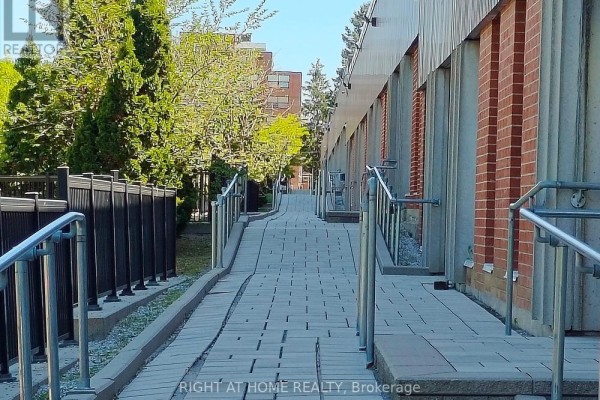 26 - 1220 Ellesmere Road, Toronto, ON M1P2X5 Photo 4